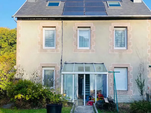 À 600 mètres de la mer, une maison familiale pleine de charme