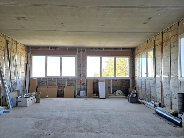 Appartement 1 pièce 81 m²