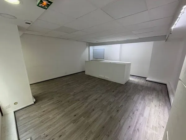 Local commercial 52 m²