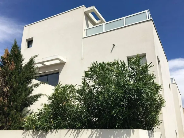 Studio 1 pièce 24 m²