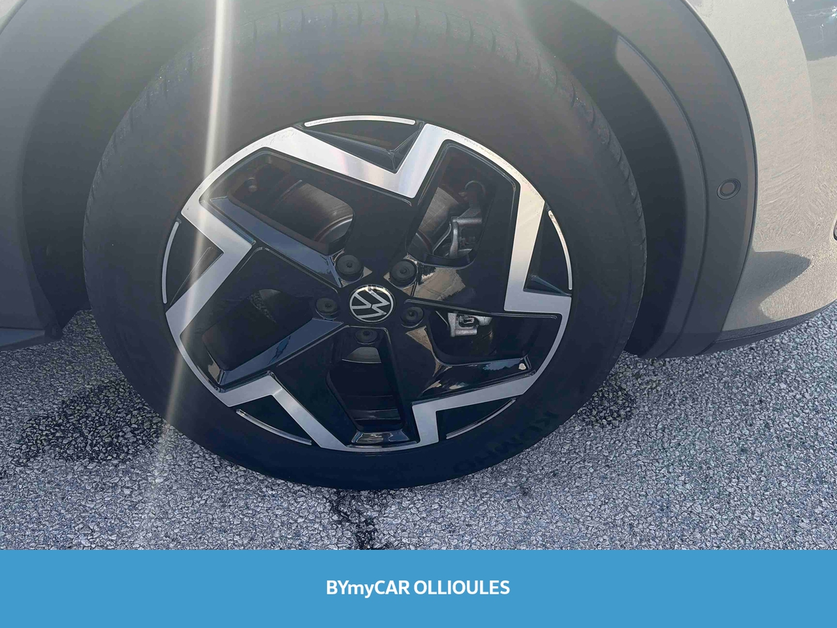 Volkswagen T-Roc 1.5 eTSI Hybrid 150 ch DSG7 — photo 37