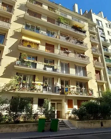 73m2 mairie 15e 2ch asc balcons cave