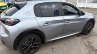 Peugeot 208 1.2 PureTech 100ch S&S GT EAT8 — photo 5