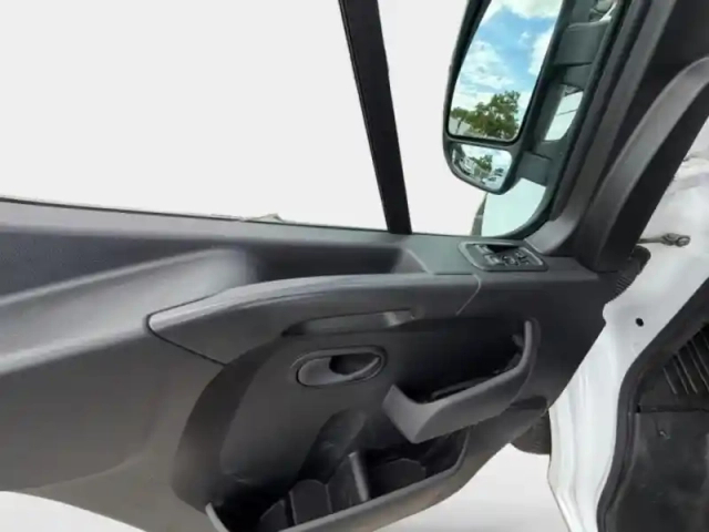 Renault Master fg f3300 l1h1 2.3 blue dci 135ch grand confort euro6e — photo 10