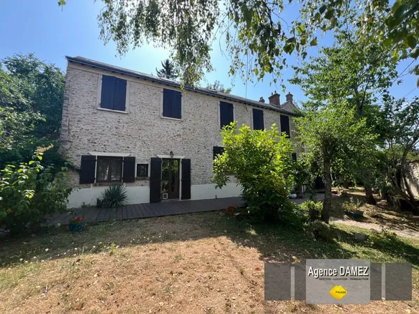 À LOUER À SERMAISE (91530) - Maison meublée 6 pièces de 132 m² avec jardin, cave et parking - Gare R