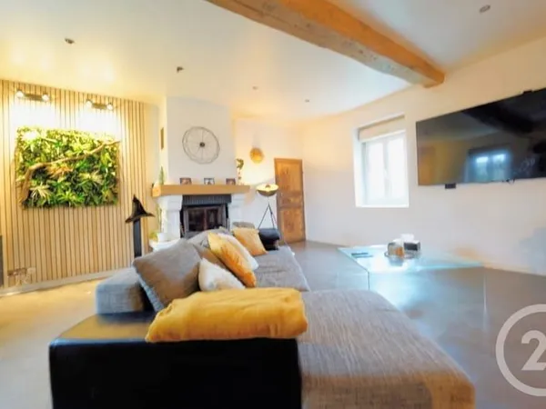 Maison 6 pièces 143 m²