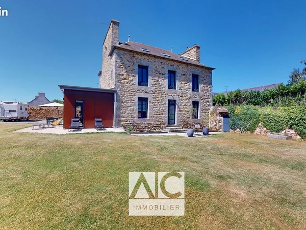 Propriété 11 pièces 225 m²