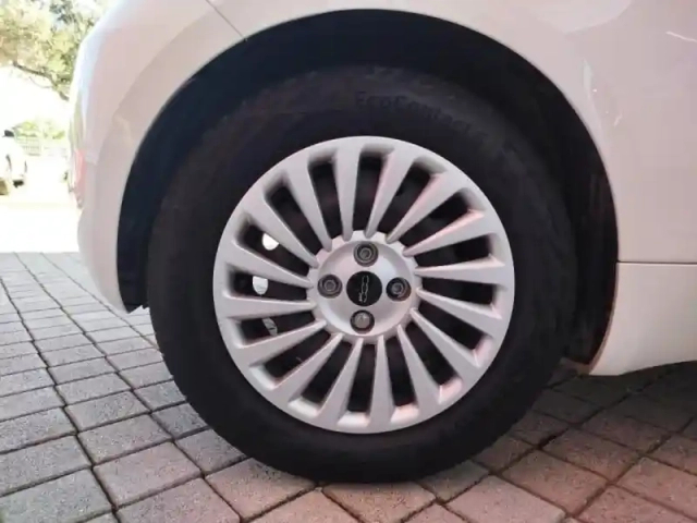 Fiat 500 e 118ch my23 — photo 9