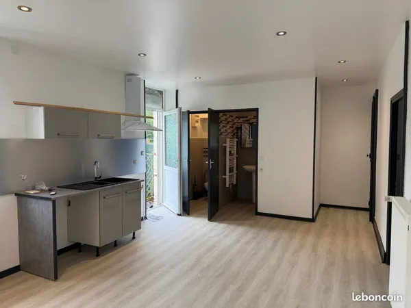 Maison T5 avec jardin et cave à Néris-les-Bains (Secteur Les Ferrières)