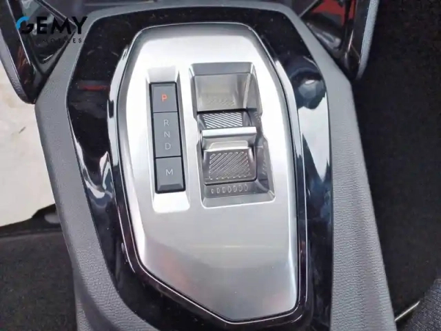 Peugeot 208 hybrid 110 e-dcs6 — photo 46