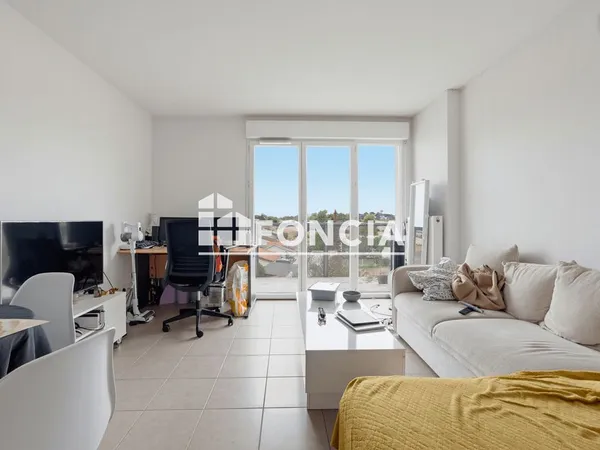 CENON - Appartement T2 avec terrasse et parking privatif
