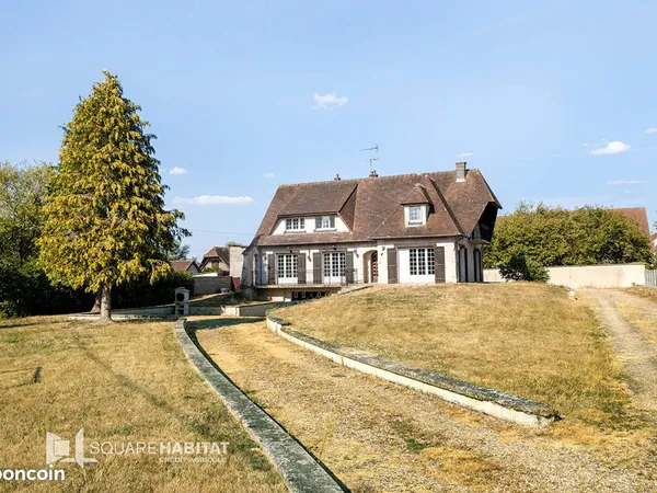 Maison 7 pièces 203 m²
