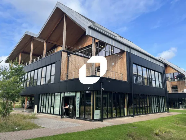 Bureaux 843 m²