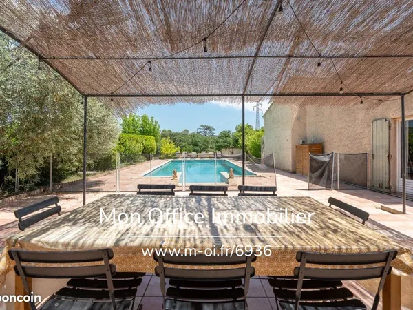 Maison 7 pièces 193 m²