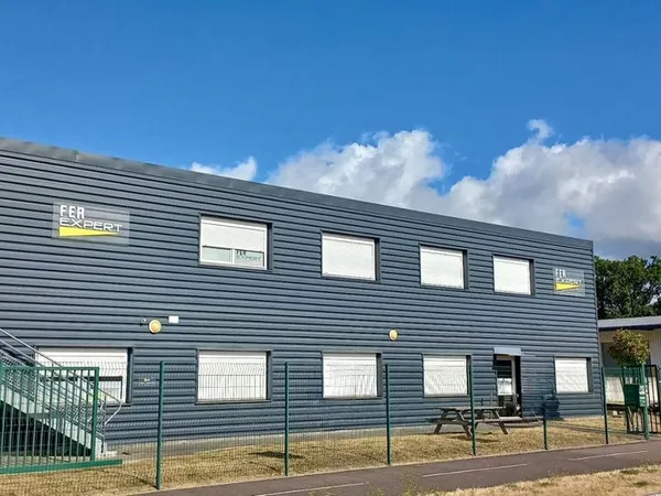 Bureaux 641 m² Bruz