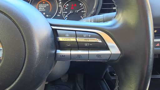 Mazda CX-30 2.0 SkyActiv-X 186 Mild Hybrid - Homura – 2023 – 73924 km – Hybride essence – Boîte Manuelle — photo 17