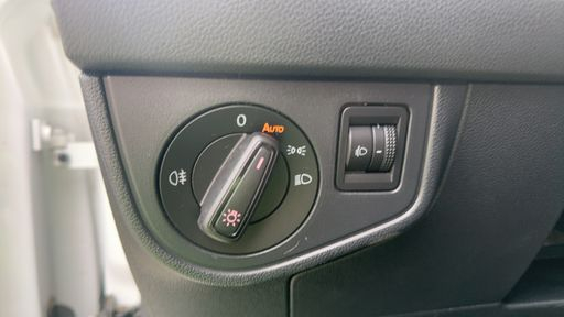Volkswagen Polo 1.0 TSI 95 DSG7 - Confortline – 2018 – 125227 km – Essence – Boîte Automatique — photo 19