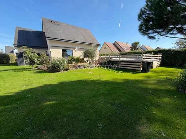 MAISON CONTEMPORAINE - 114M² - 4 CHAMBRES - GARAGE - JARDIN - HOUPPEVILLE