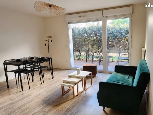 À louer - Bel appartement 2 pièces meublé avec terrasse de 9 m² - Aubervilliers (secteur Mairie / Pa