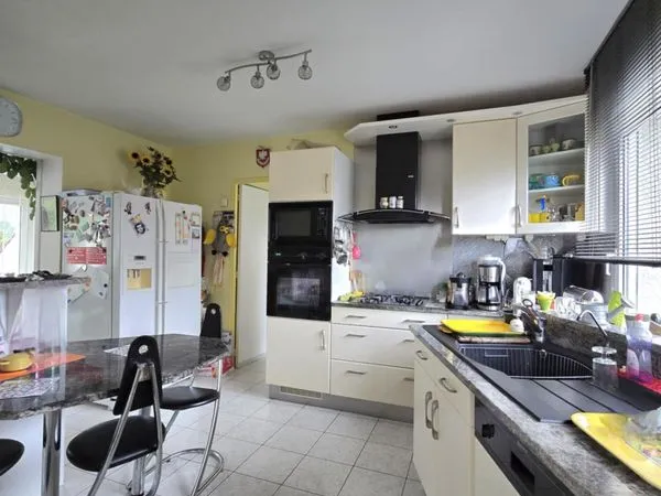 Maison 9 pièces 160 m²