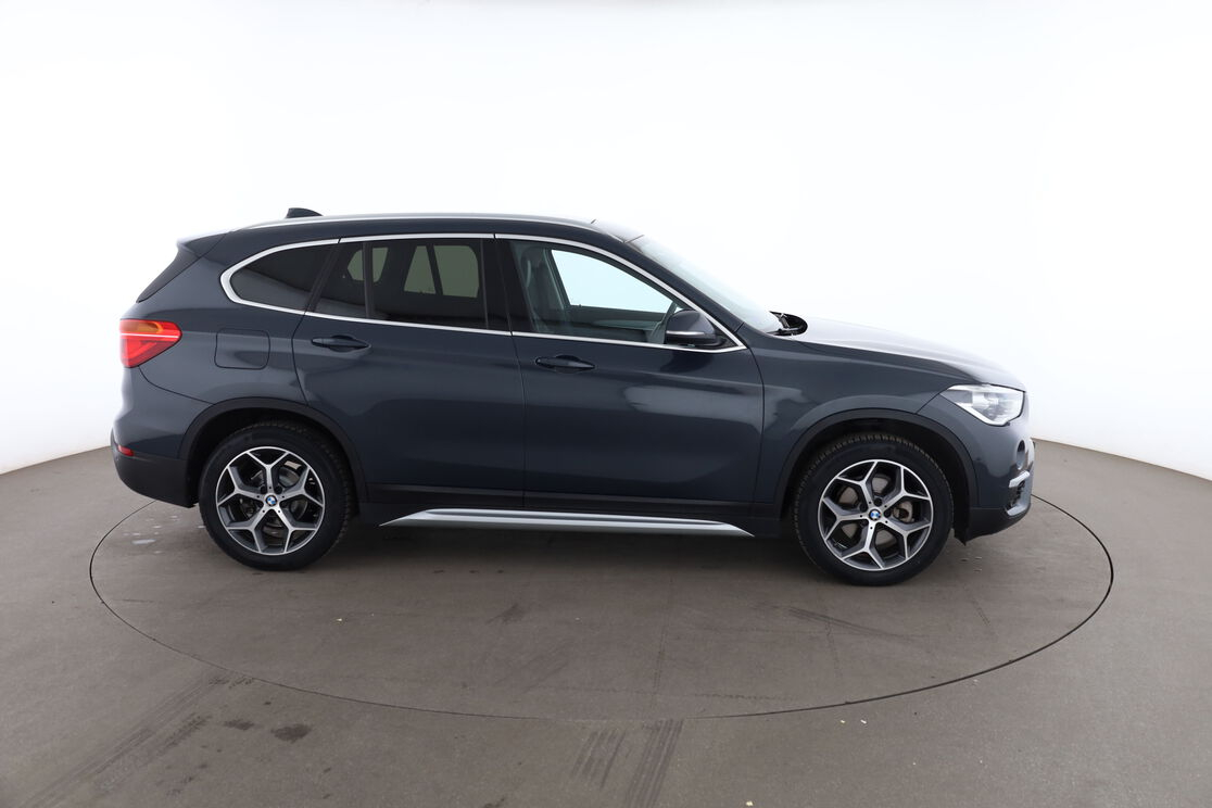 BMW X1 sDrive18i xLine — photo 6