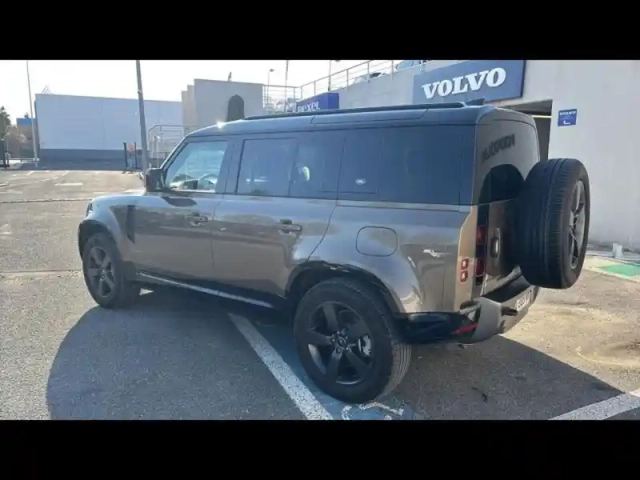 Land Rover Defender 110 2.0 p400e x-dynamic x — photo 5