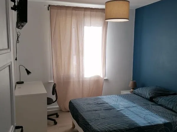 ✨ Chambre meublée en colocation - 435 CC - Proche tram & centre-ville - Clermont-Ferrand ✨