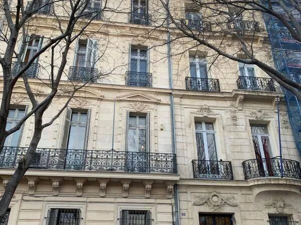 Bureaux 80 m²