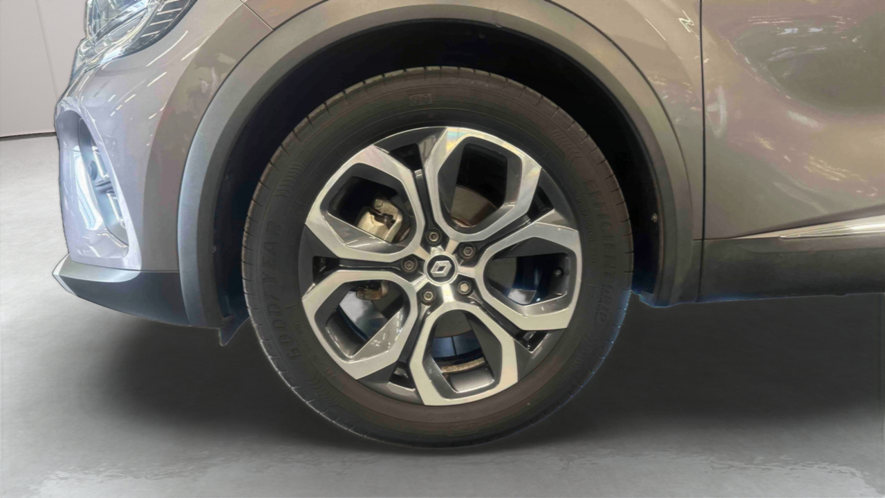 Renault Captur E-Tech 145 - 21 — photo 14