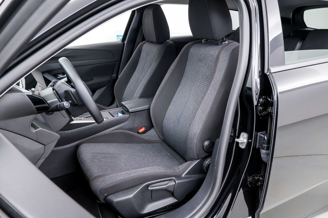 Peugeot 308 SW — photo 12