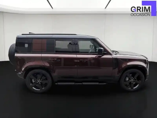 Land Rover Defender 110 p300e phev bva8 — photo 57