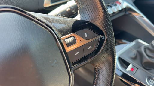 Peugeot 5008 1.2 Pure Tech 130 - GT Line – 2019 – 83881 km – Essence – Boîte Manuelle — photo 18
