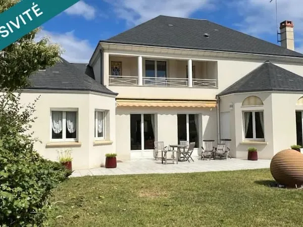 Maison 6 pièces 202 m²