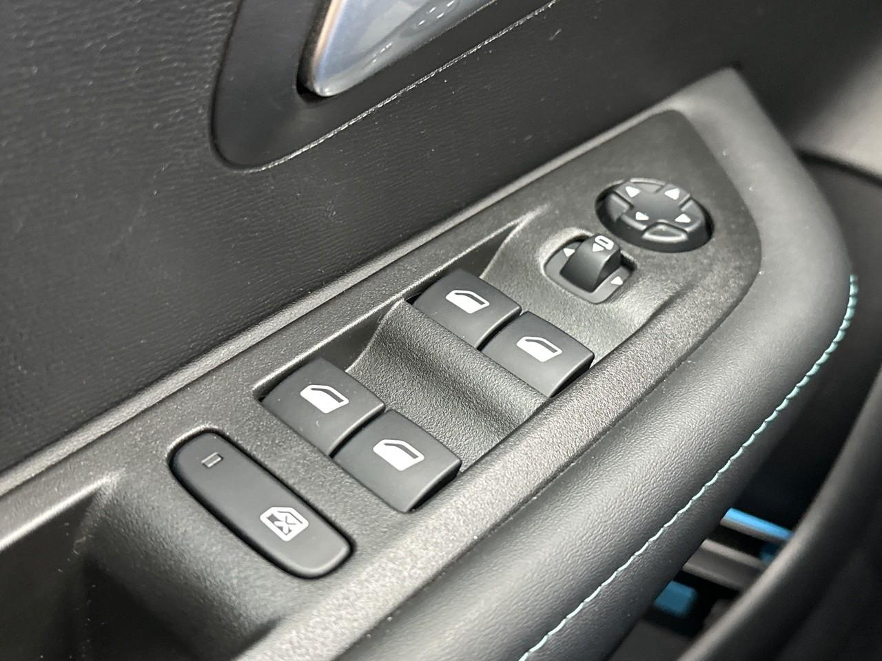 Peugeot 208 puretech 100 s&s bvm6 allure — photo 15