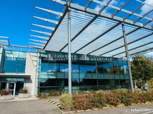 Bureaux 220 m²