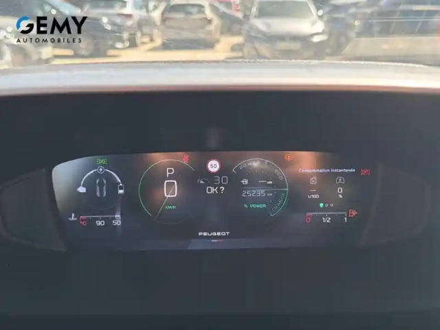 Peugeot 308 hybrid 145 e-dcs6 — photo 14