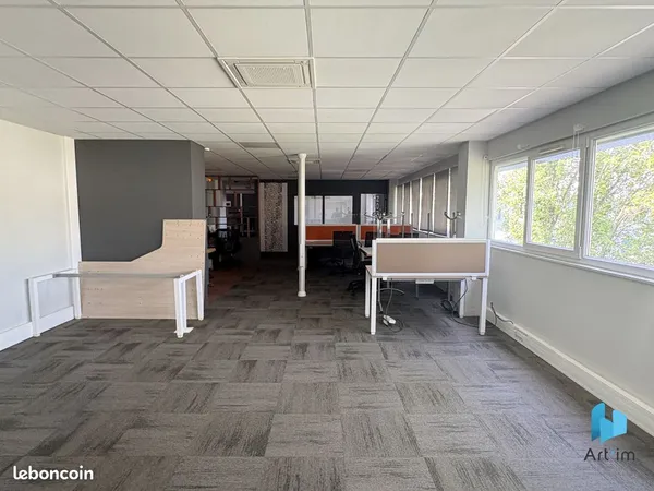 Bureaux 99 m² Le Mans
