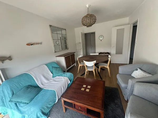 A LOUER JOLI T4 MEUBLE CLAIR VALLON