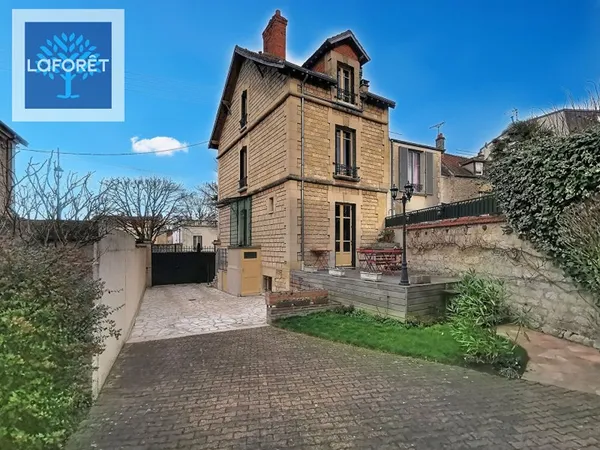 Maison 6 pièces 125 m²