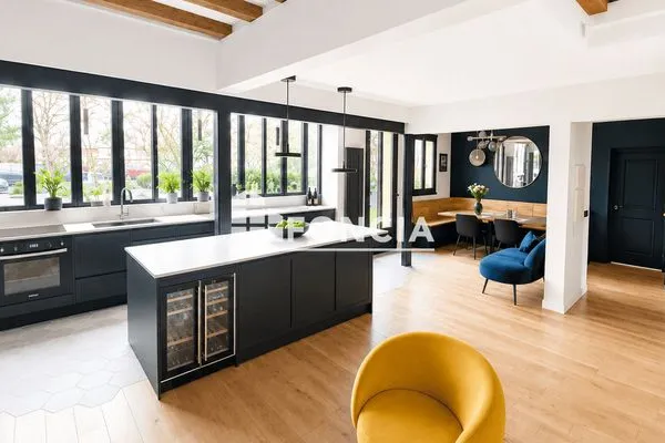 Maison 8 pièces 160 m²