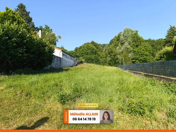 Terrain 790 m²