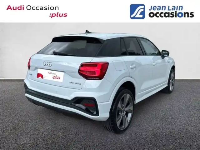 Audi Q2 35 tfsi 150 s tronic 7 — photo 5