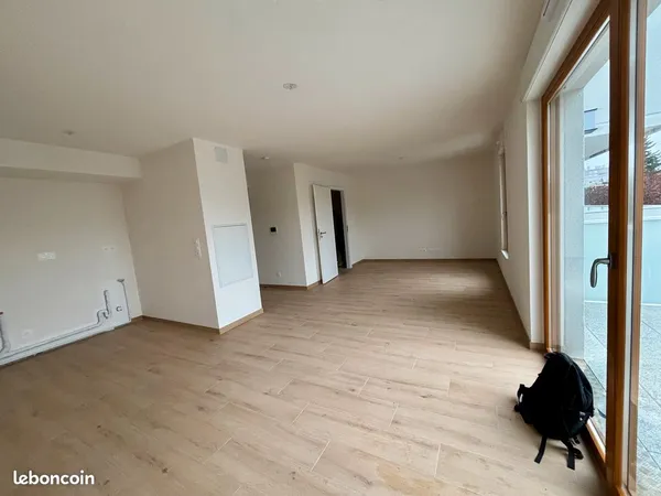 Immeuble de Standing LE MERIDIEN - Appartement NEUF et meublé pour 1ère occupation - T1 + cave