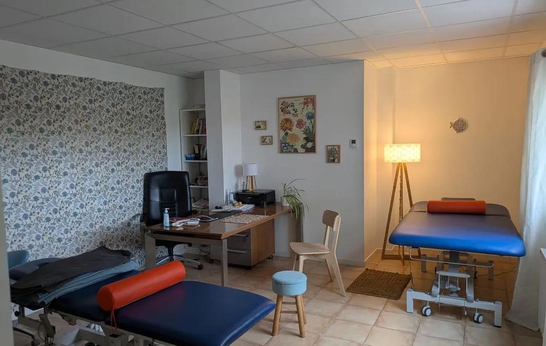 Photo 1