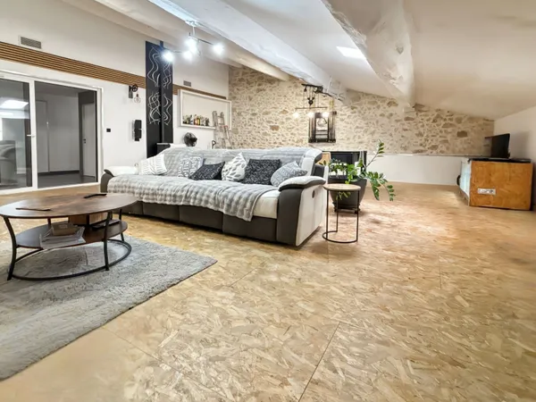 Maison 3 pièces 143 m²