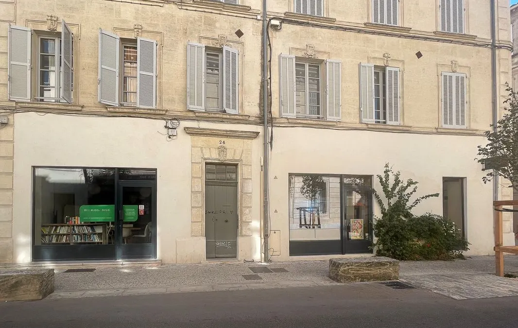 Photo 1
