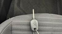 Peugeot 208 1.2 PureTech 100ch S&S Style — photo 16