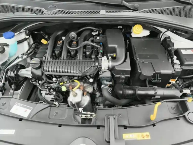 Citroën C3 puretech 83 s&amp;s bvm5 shine — photo 7
