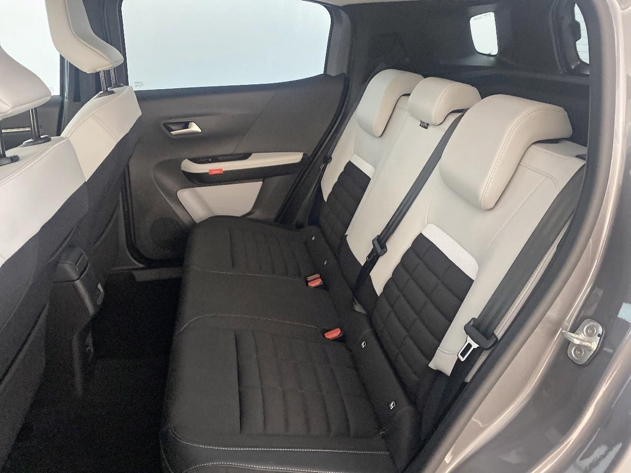 Citroën C3 Aircross hybride 145 ch aut max — photo 10