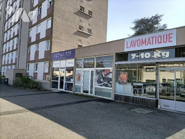 Local 2 pièces 43 m²